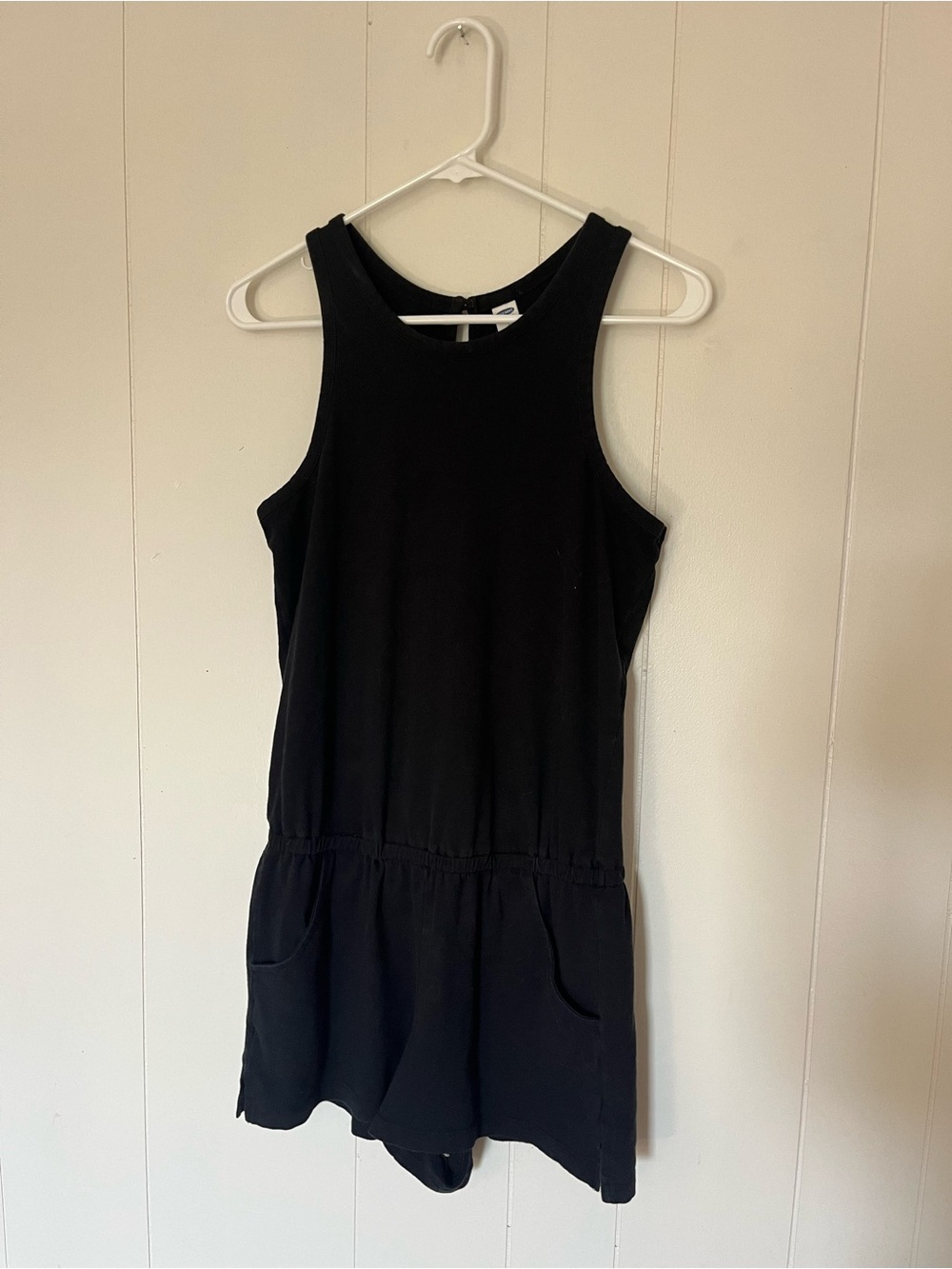Old Navy Black Sleeveless Scoop-Neck Romper